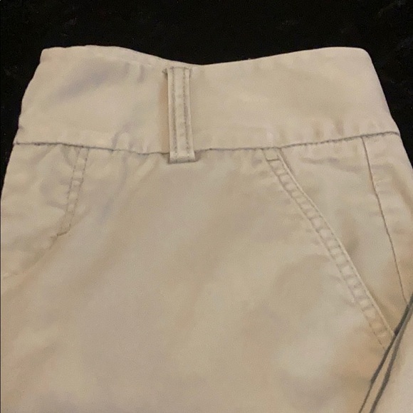 EXPRESS - Picture 2 of 3